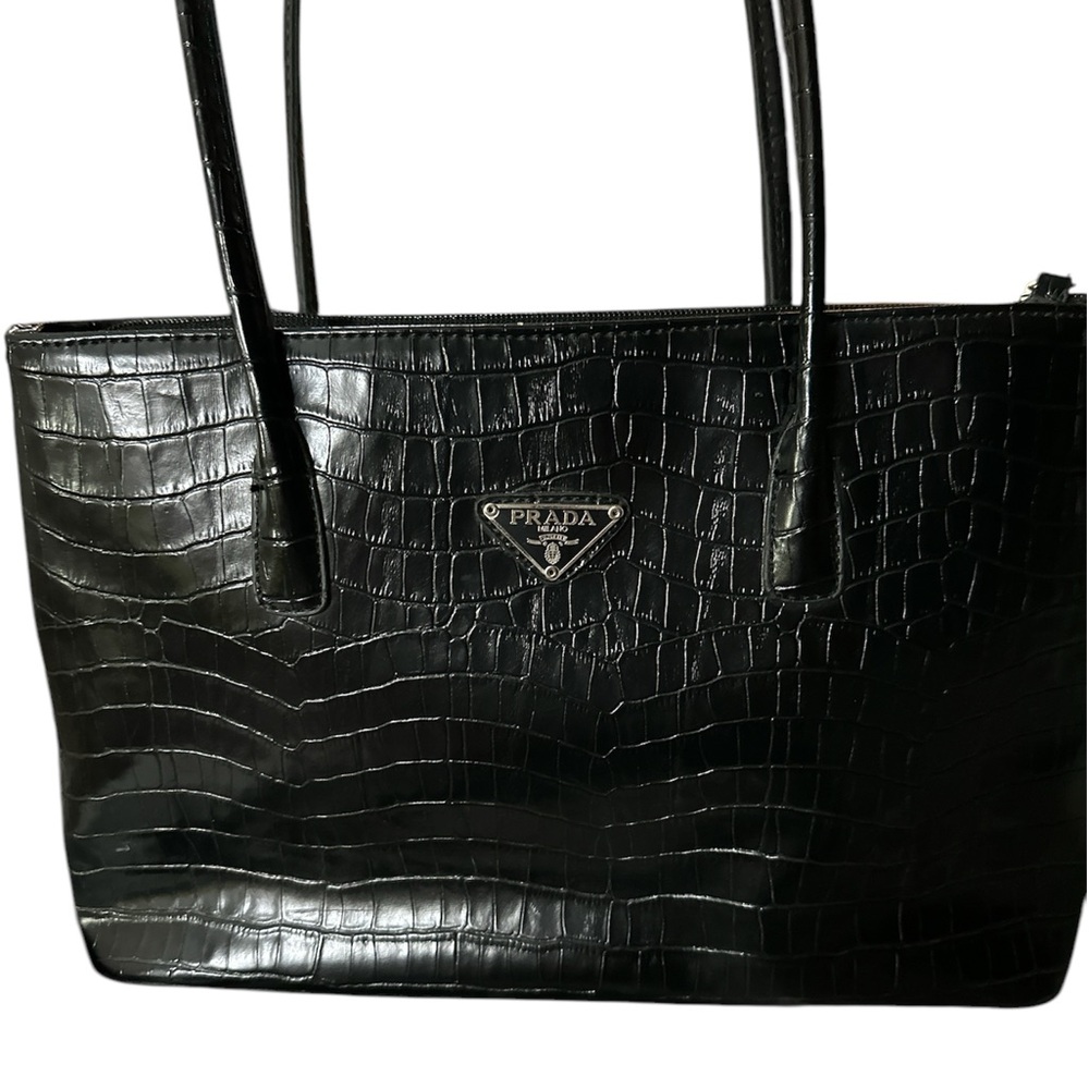 Prada black 🐊 croc leather handbag no call outs silver feet 3 open pockets nice
